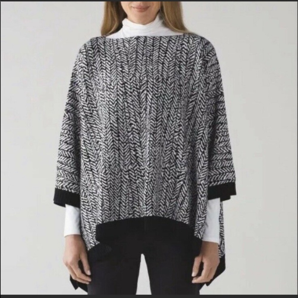 Lululemon OS Poncho Divinity Sweater